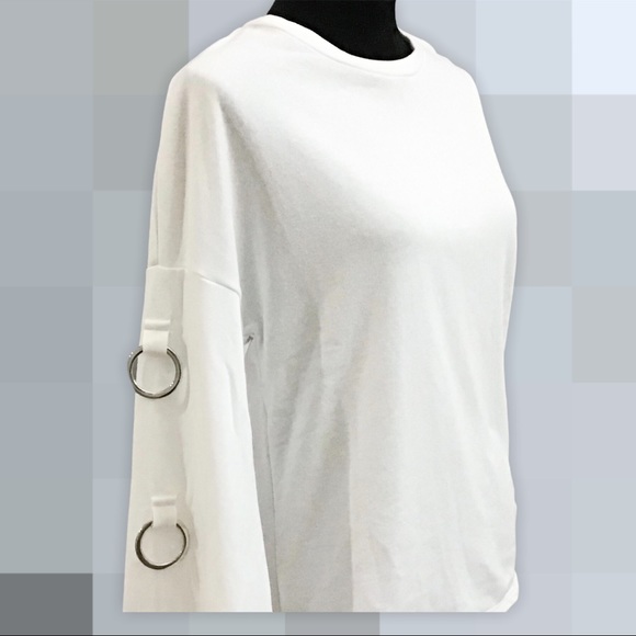 Bell Sleeved Sweatshirt - Picture 6 of 7